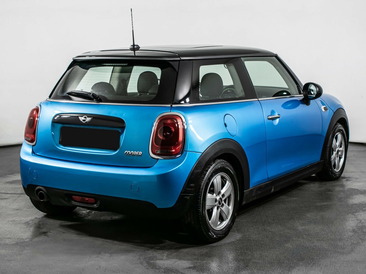 Купить Mini Hatch с пробегом. Фото: #4