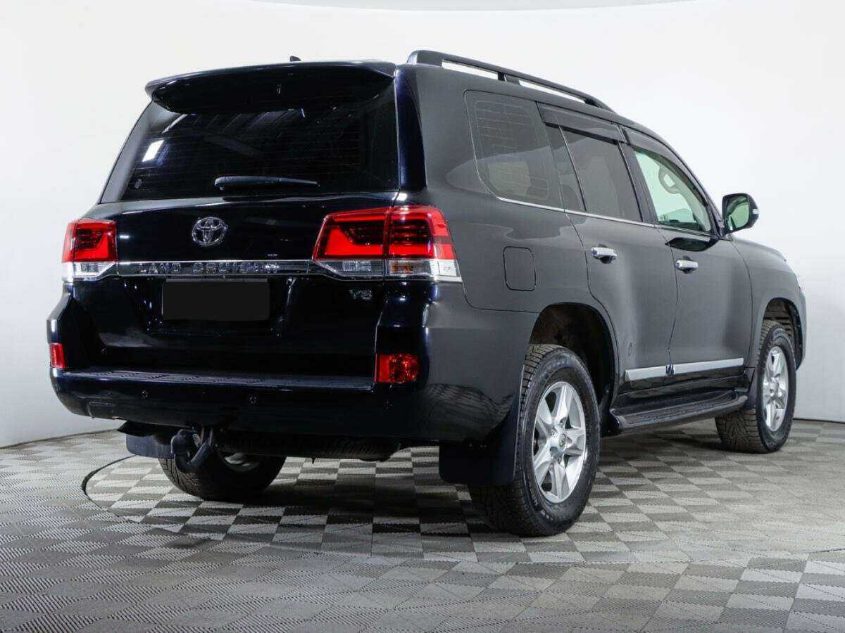 Купить Toyota Land Cruiser с пробегом. Фото: #3