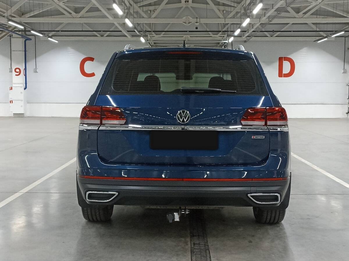 Купить Volkswagen Teramont с пробегом. Фото: #5