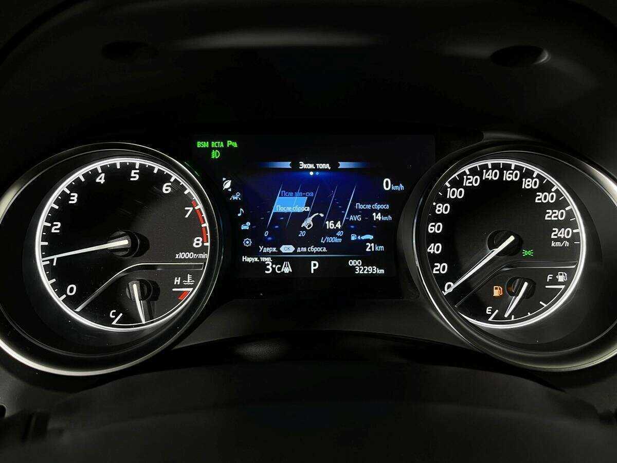 Купить Toyota Camry с пробегом. Фото: #8