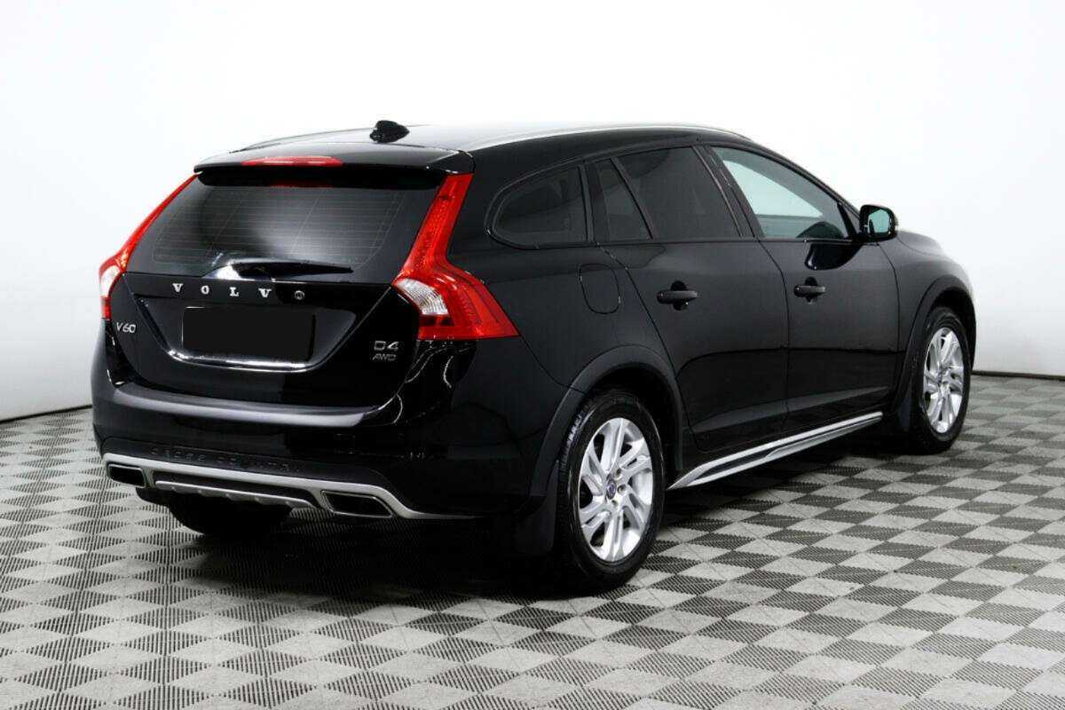 Купить Volvo V60 Cross Country с пробегом. Фото: #4