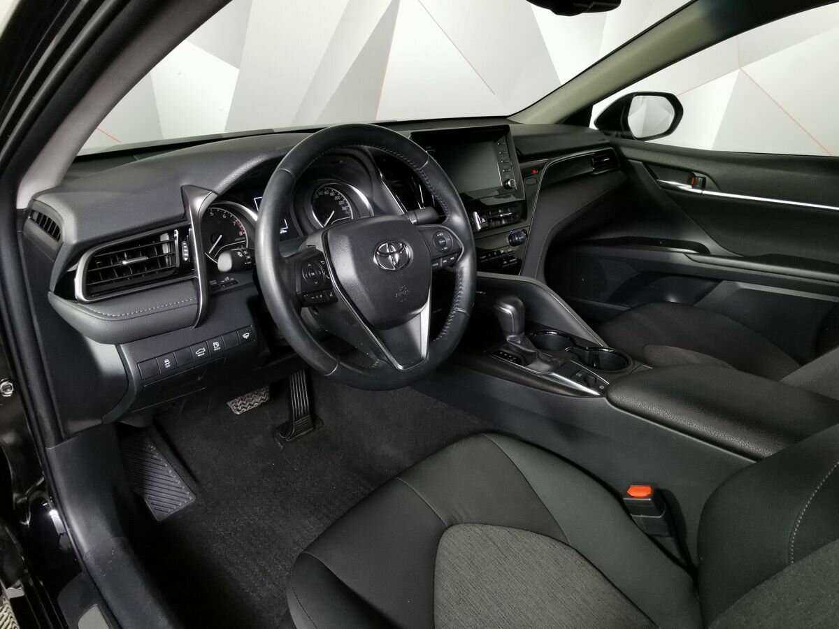 Купить Toyota Camry с пробегом. Фото: #13