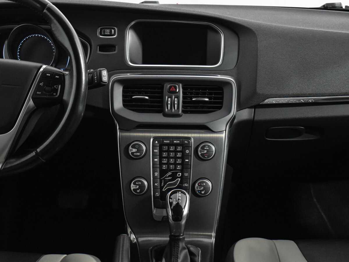 Купить Volvo V40 с пробегом. Фото: #15