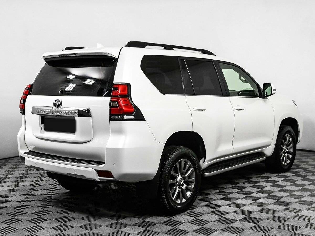 Купить Toyota Land Cruiser Prado с пробегом. Фото: #4