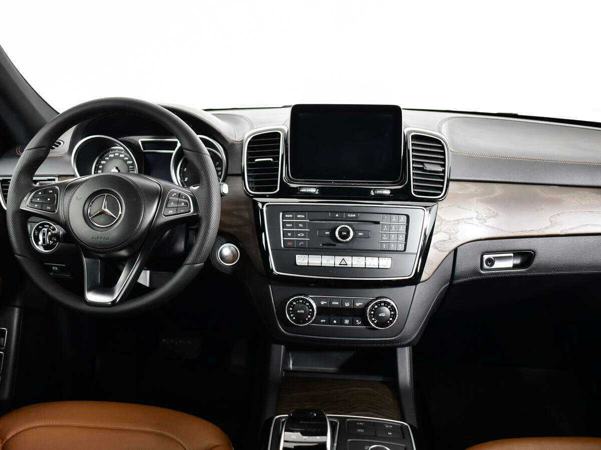 Купить Mercedes-Benz GLS с пробегом. Фото: #8