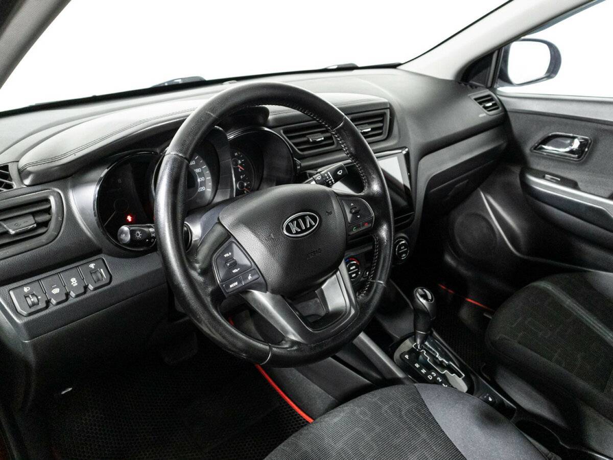 Купить Kia Rio с пробегом. Фото: #10