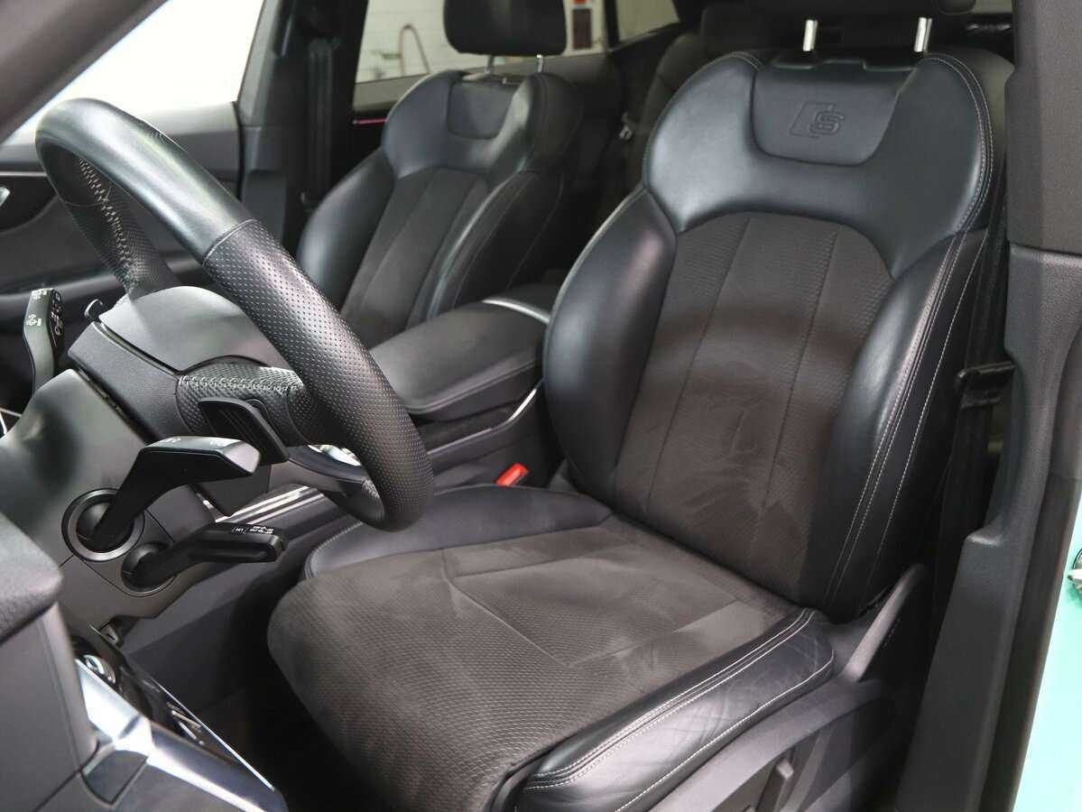 Купить Audi Q8 с пробегом. Фото: #9