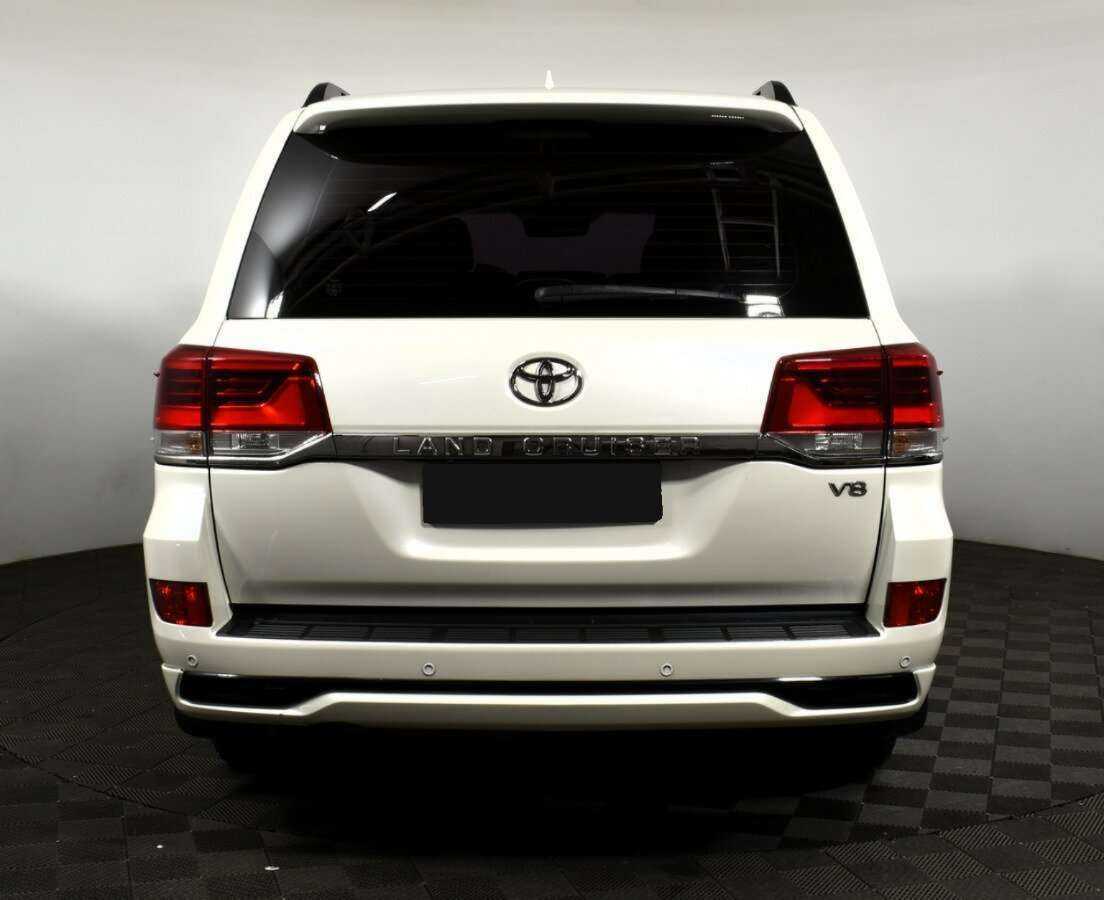 Купить Toyota Land Cruiser с пробегом. Фото: #4
