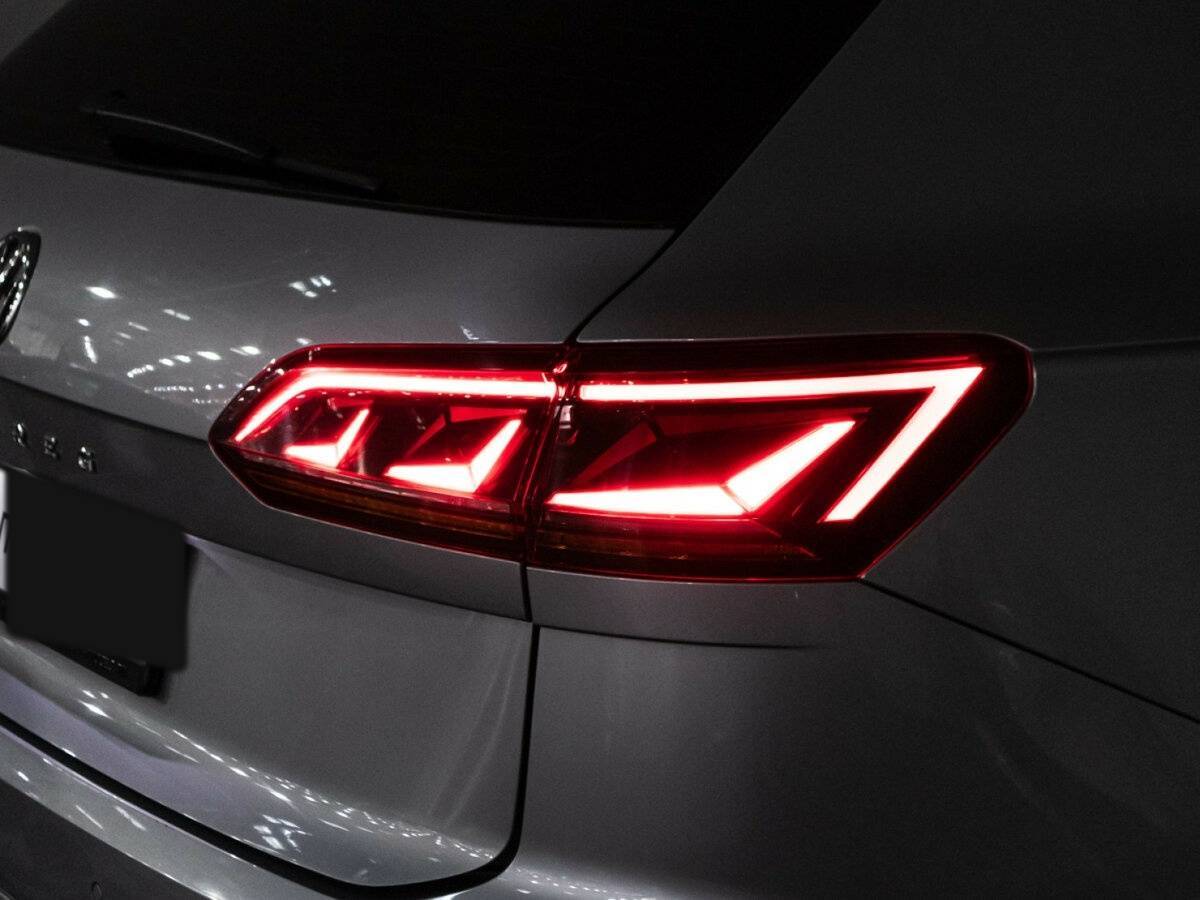 Купить Volkswagen Touareg с пробегом. Фото: #27