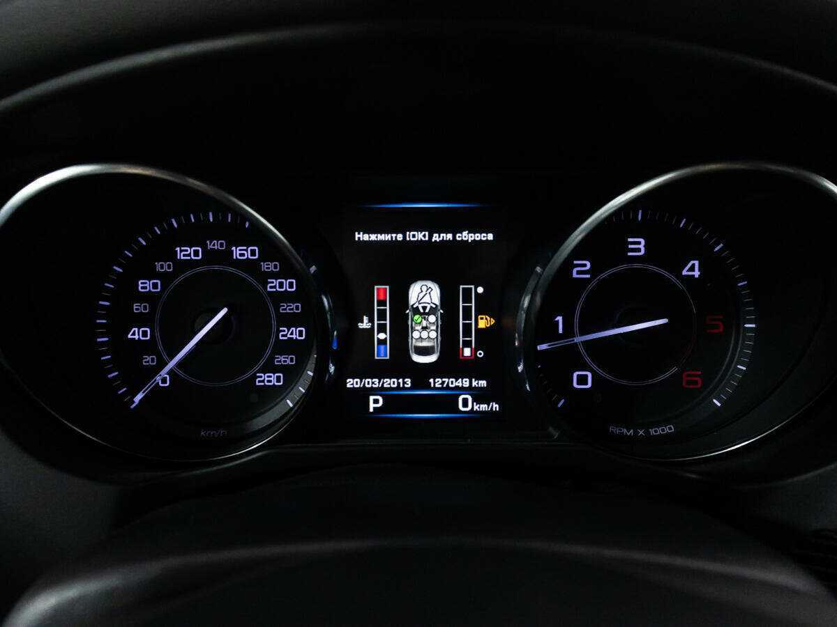 Купить Jaguar XE с пробегом. Фото: #11