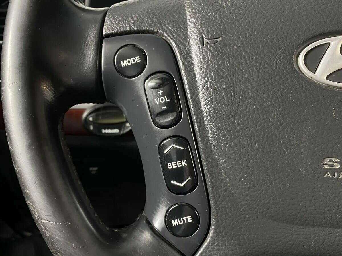 Купить Hyundai Santa Fe с пробегом. Фото: #10