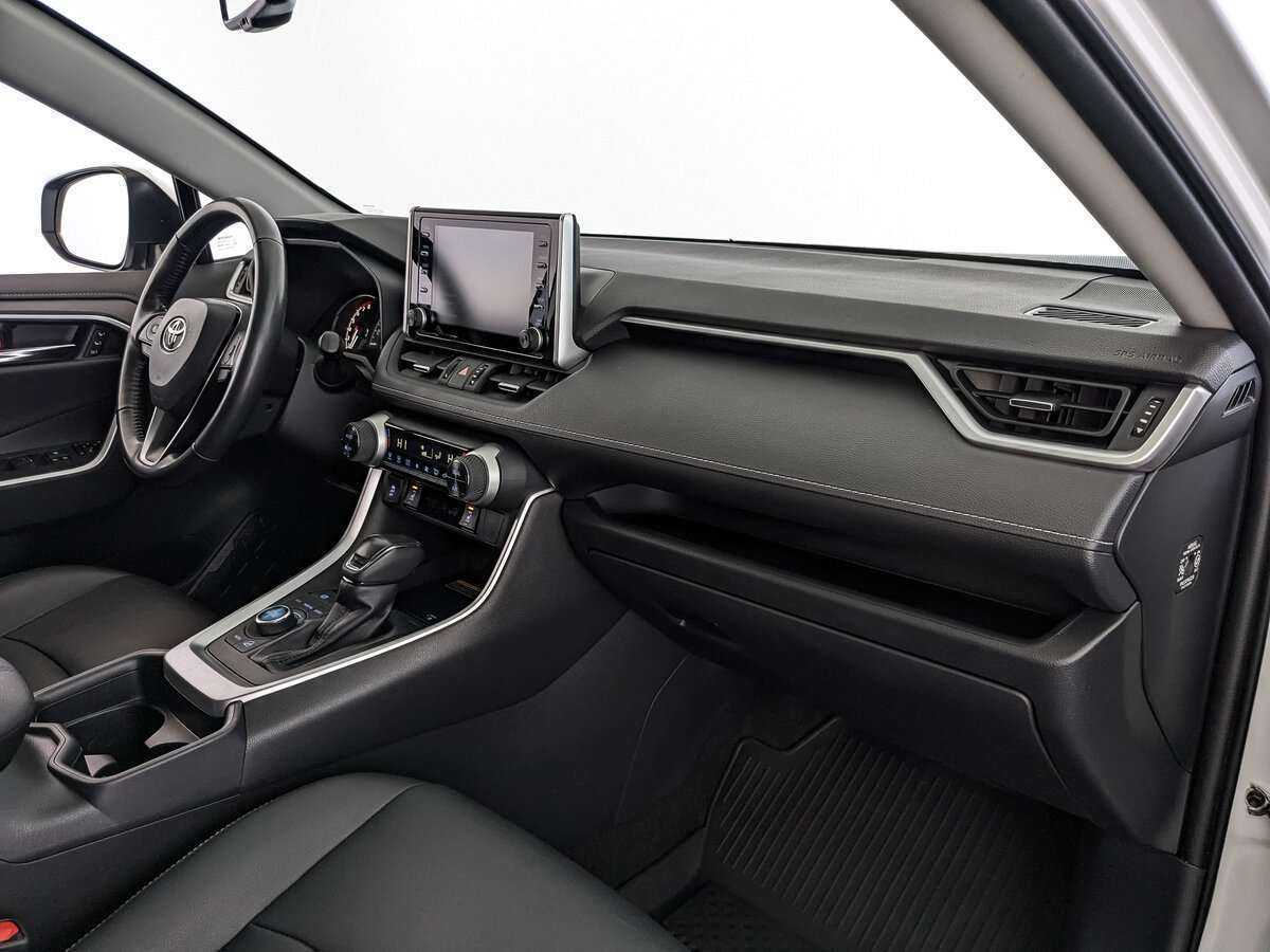 Купить Toyota RAV4 с пробегом. Фото: #10