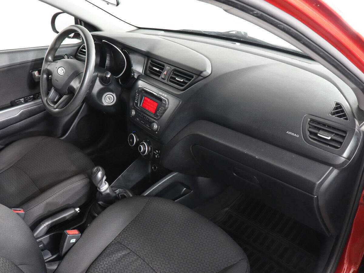 Купить Kia Rio с пробегом. Фото: #9