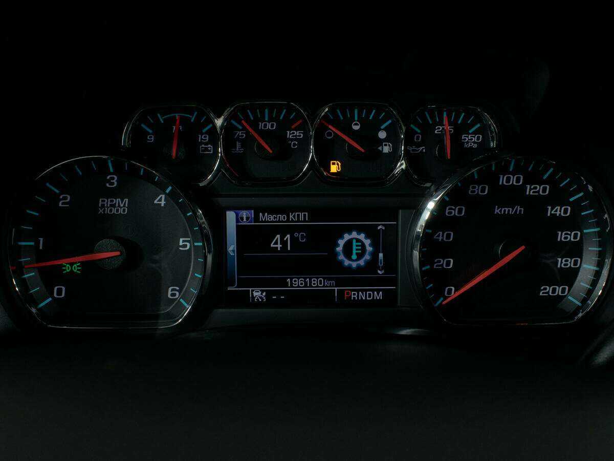 Купить Chevrolet Tahoe с пробегом. Фото: #17