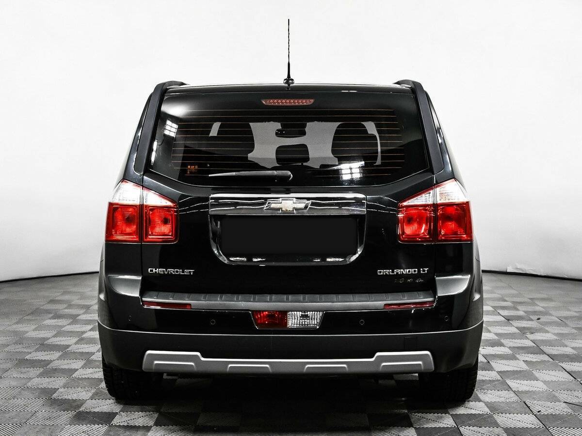 Купить Chevrolet Orlando с пробегом. Фото: #5