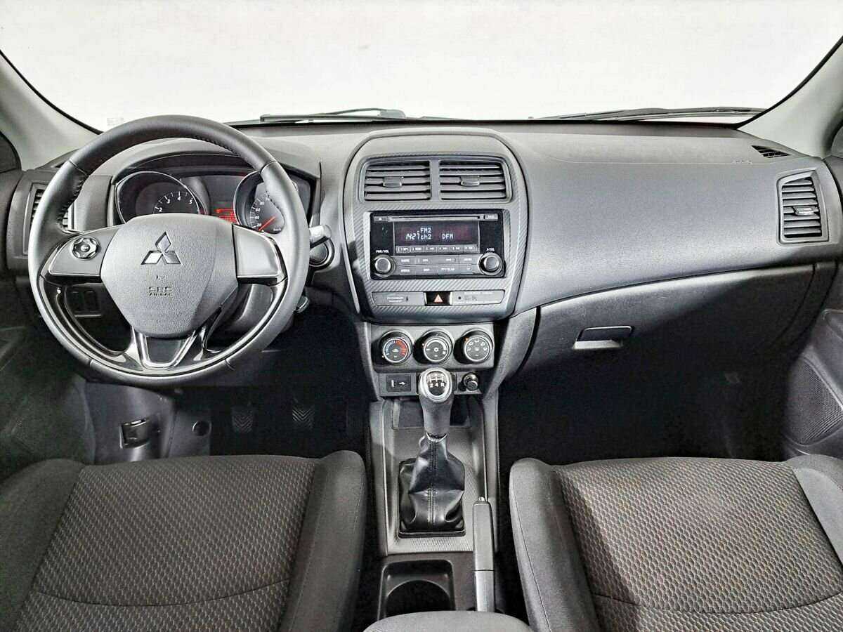 Купить Mitsubishi ASX с пробегом. Фото: #11