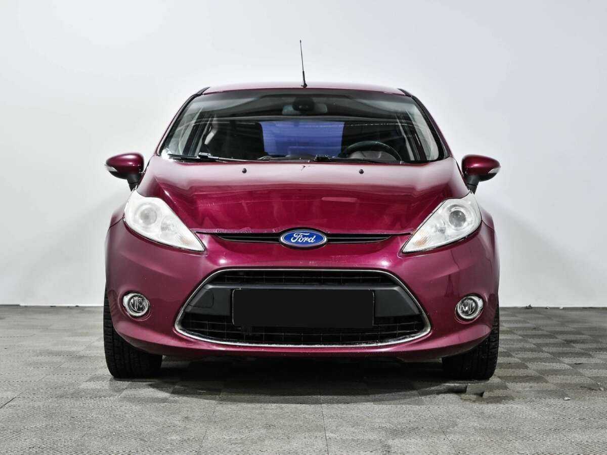 Купить Ford Fiesta с пробегом. Фото: #1