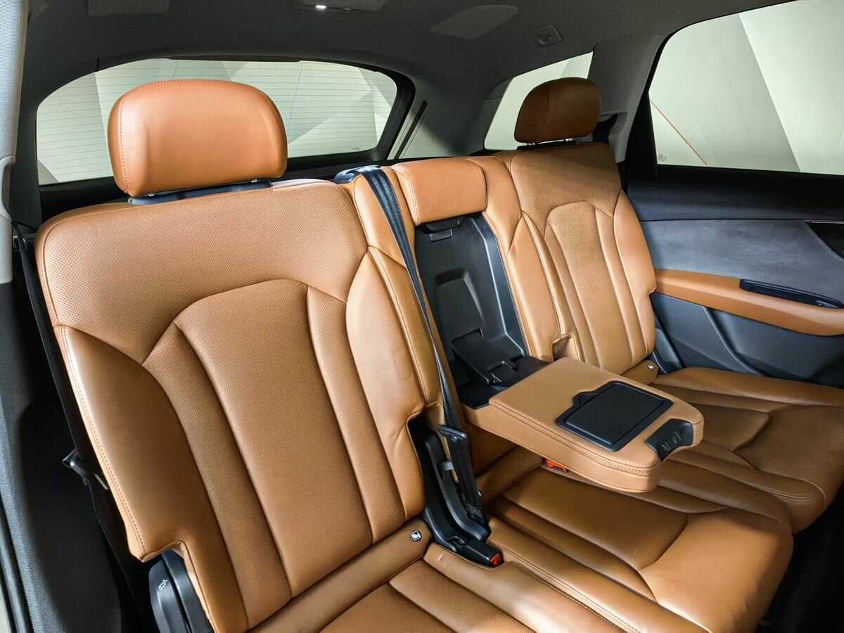 Купить Audi Q7 с пробегом. Фото: #12