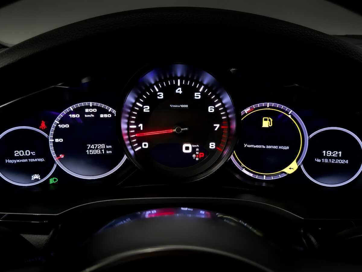 Купить Porsche Cayenne с пробегом. Фото: #12