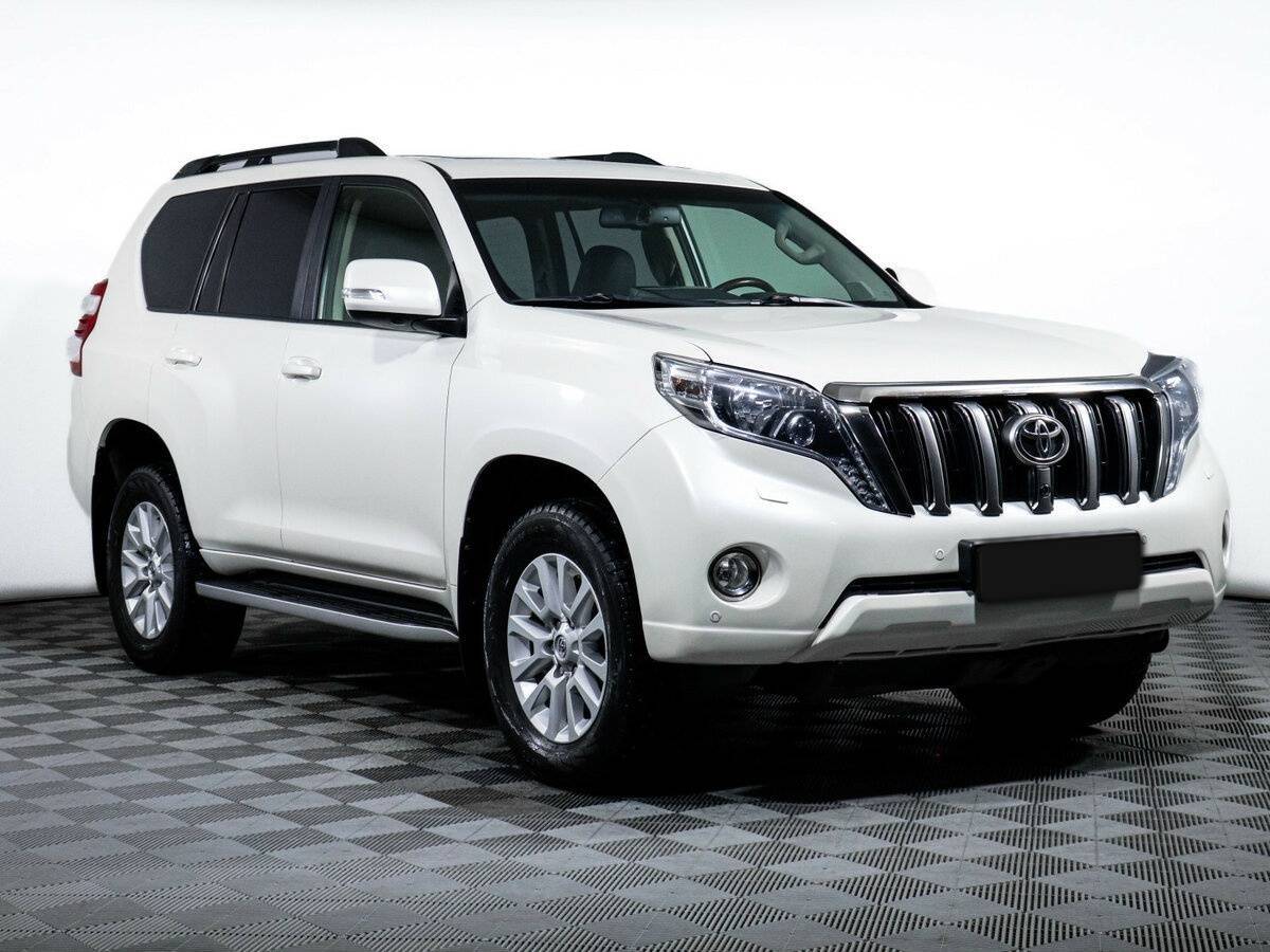 Купить Toyota Land Cruiser Prado с пробегом. Фото: #2