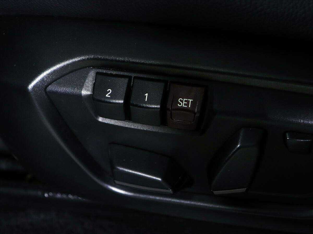 Купить BMW X4 с пробегом. Фото: #16