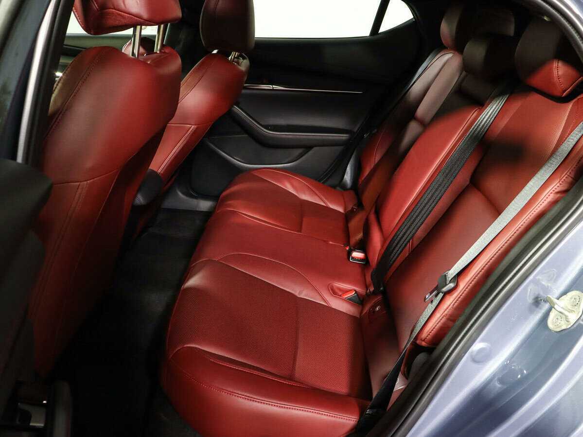 Купить Mazda 3 с пробегом. Фото: #7