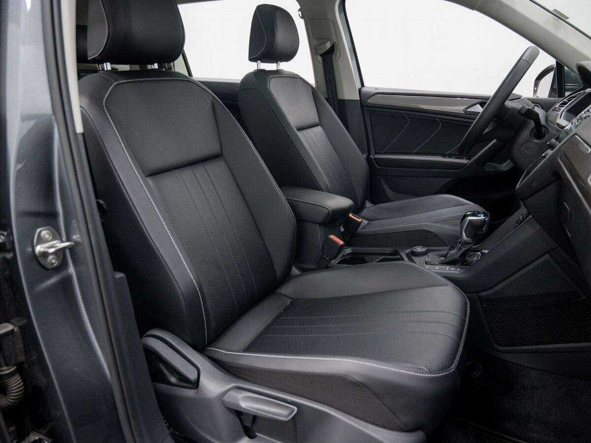 Купить Volkswagen Tiguan с пробегом. Фото: #8