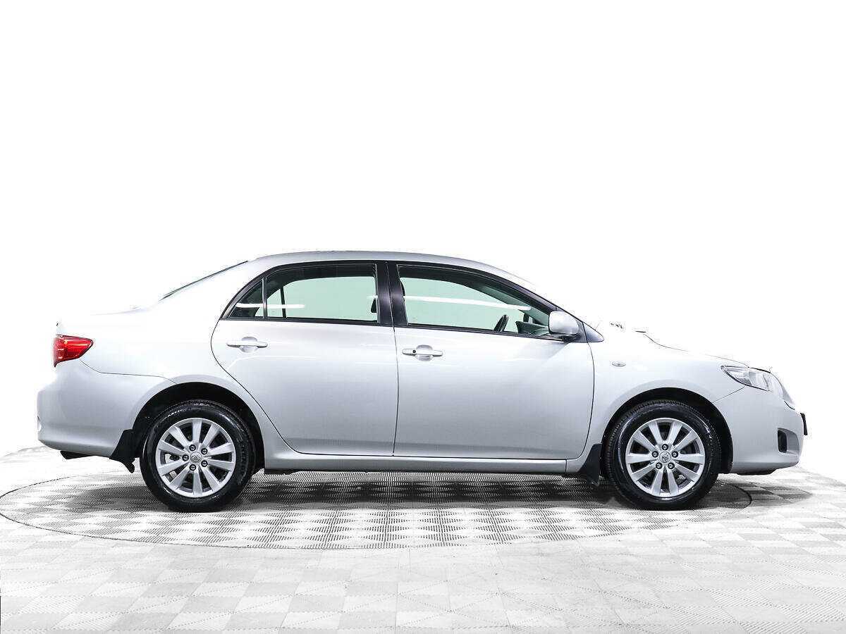 Купить Toyota Corolla с пробегом. Фото: #2
