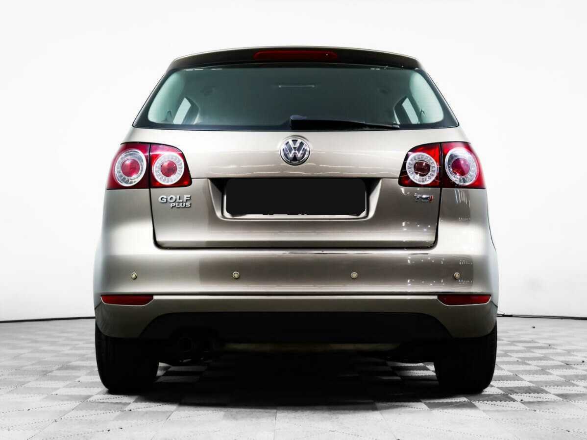 Купить Volkswagen Golf Plus с пробегом. Фото: #5