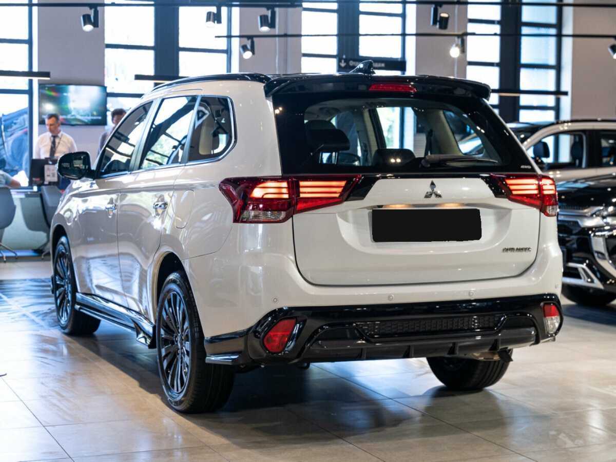 Купить Mitsubishi Outlander с пробегом. Фото: #7