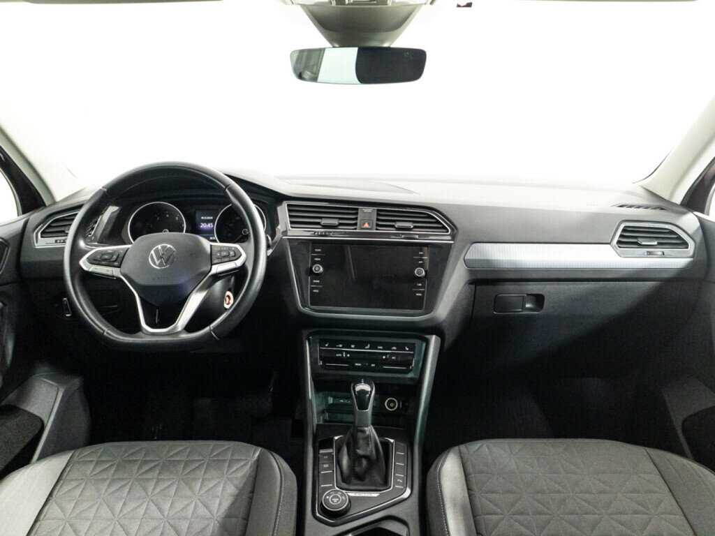 Купить Volkswagen Tiguan с пробегом. Фото: #12