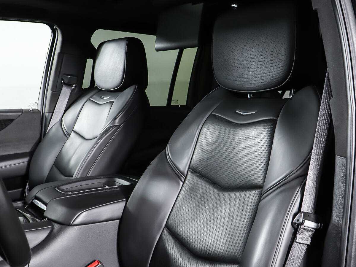 Купить Cadillac Escalade с пробегом. Фото: #27