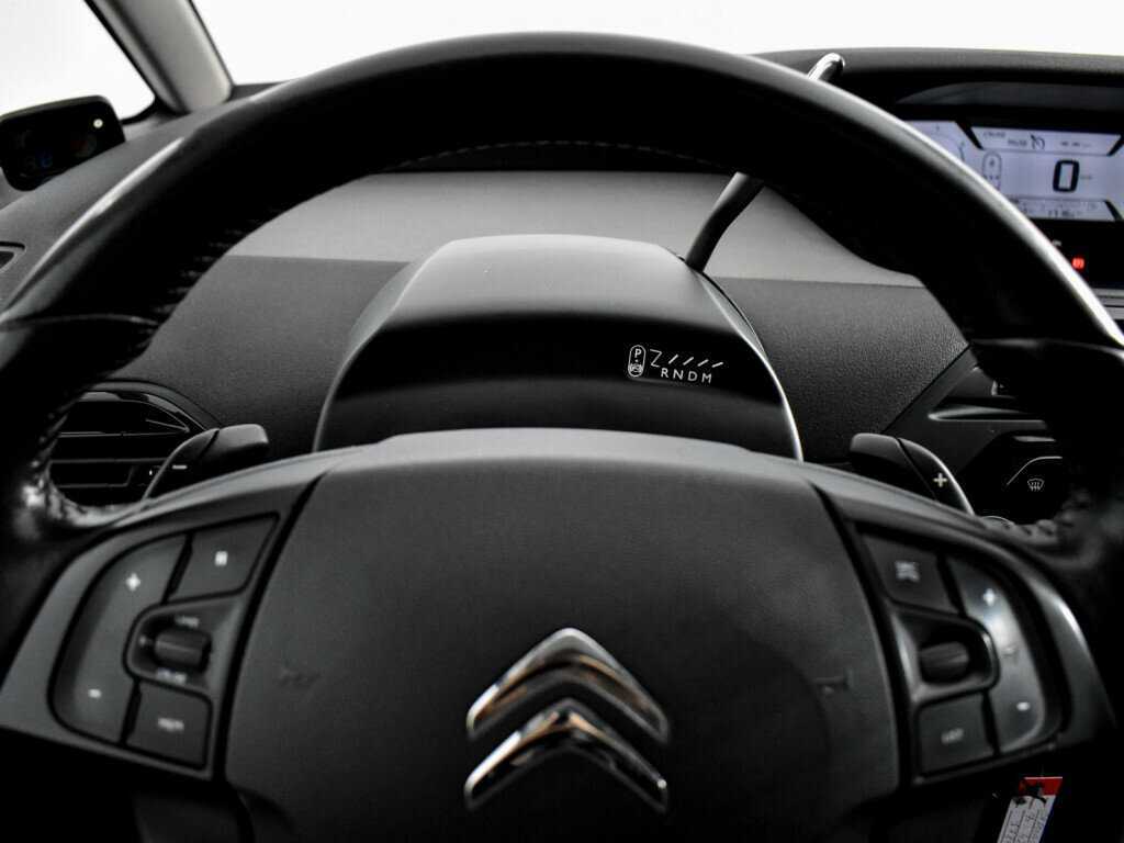 Купить Citroen C4 Picasso с пробегом. Фото: #18