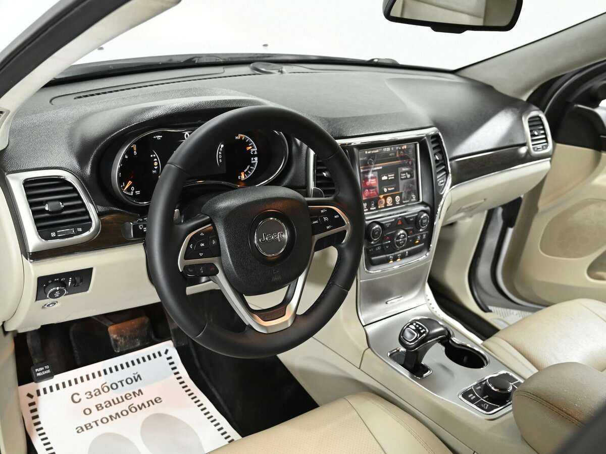 Купить Jeep Grand Cherokee с пробегом. Фото: #4