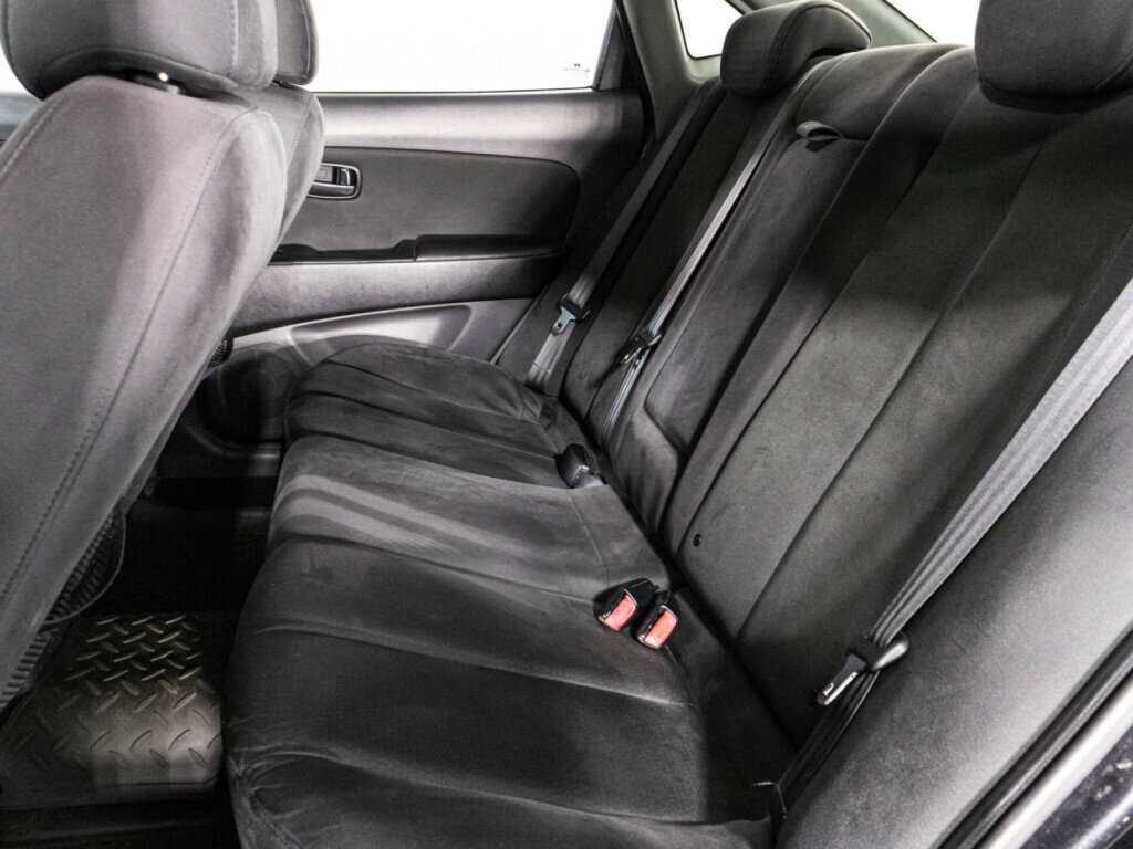 Купить Hyundai Elantra с пробегом. Фото: #9