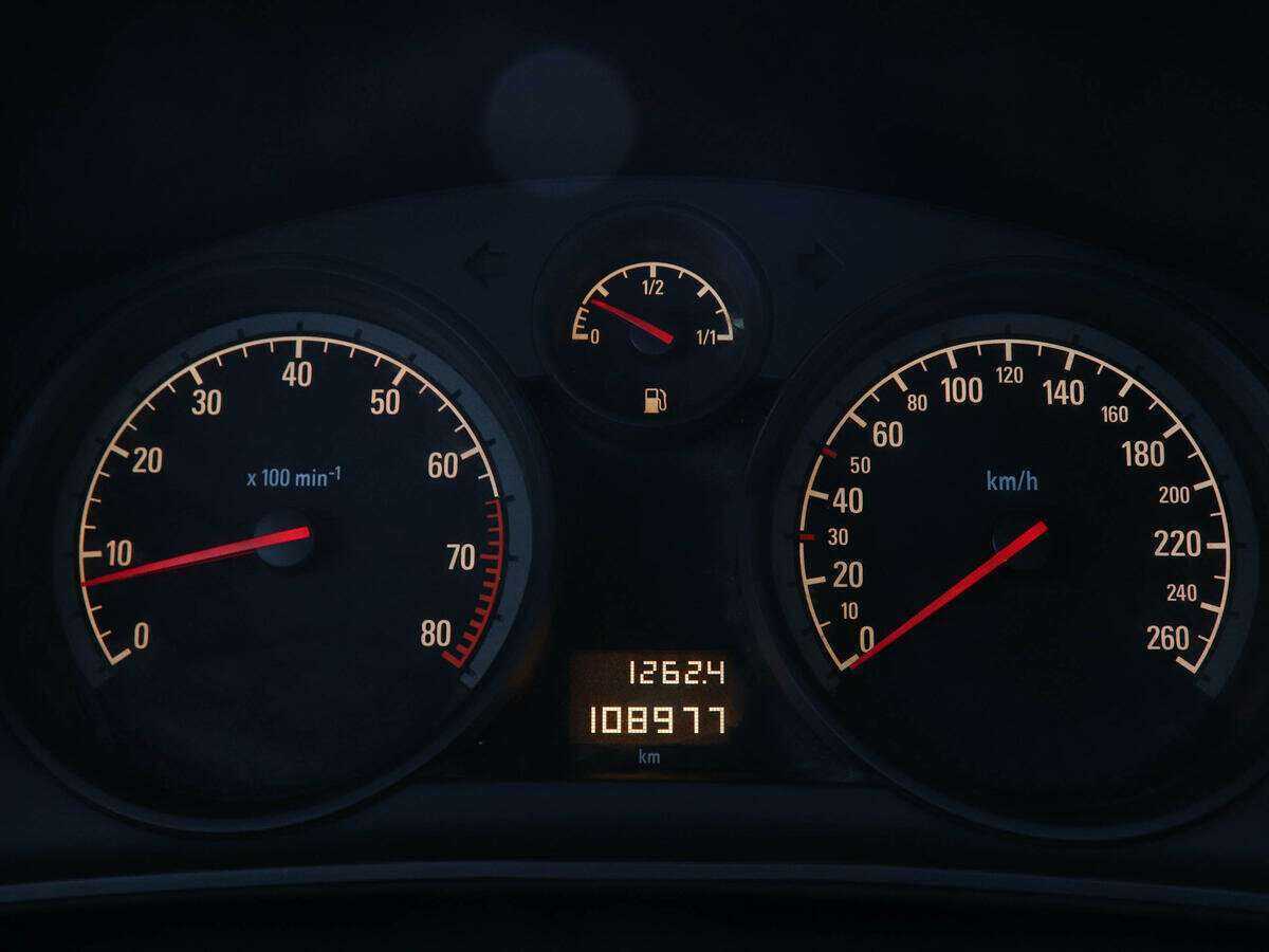 Купить Opel Astra с пробегом. Фото: #10