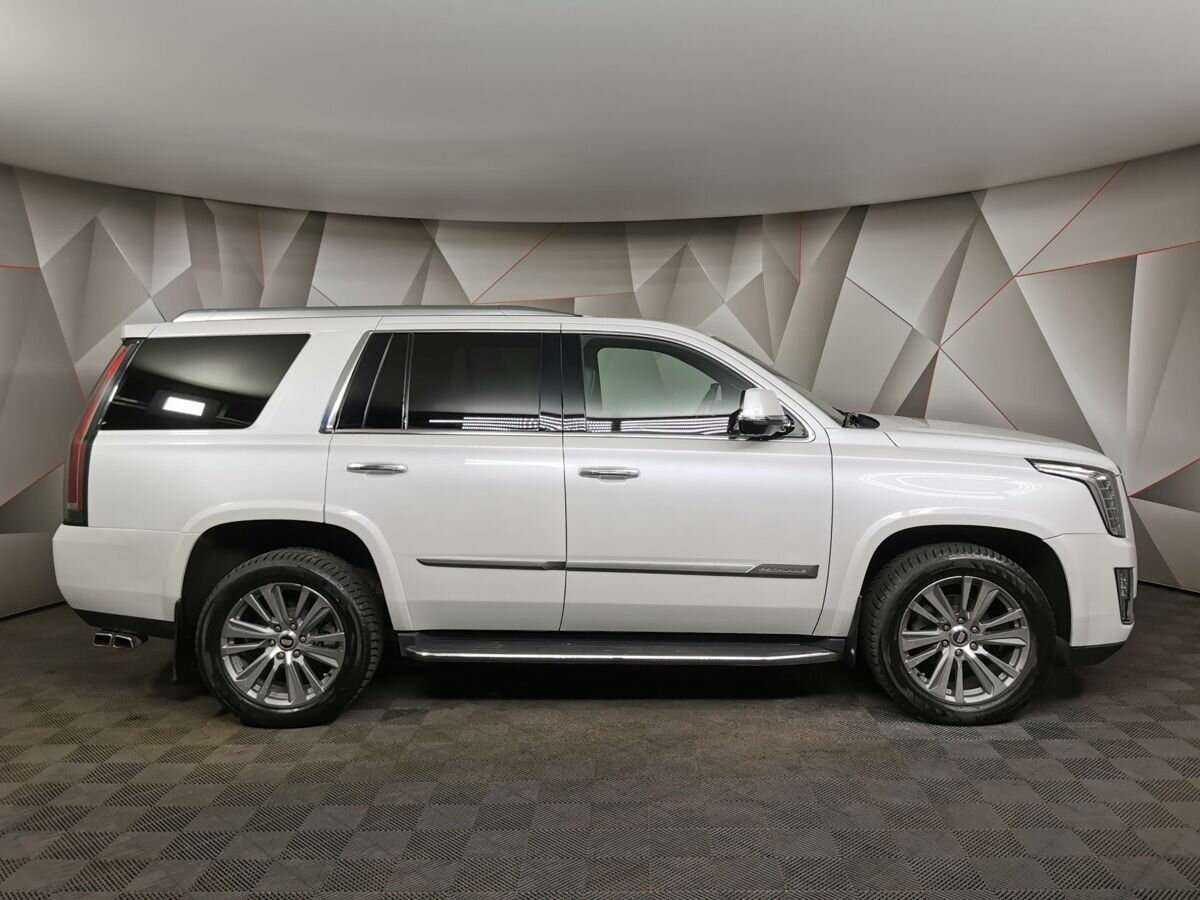 Купить Cadillac Escalade с пробегом. Фото: #5