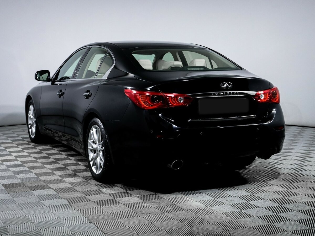 Купить Infiniti Q50 с пробегом. Фото: #6