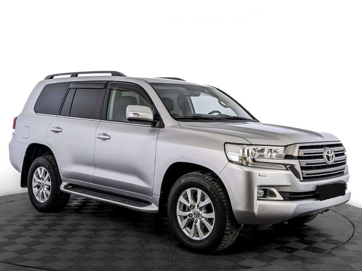 Купить Toyota Land Cruiser с пробегом. Фото: #2
