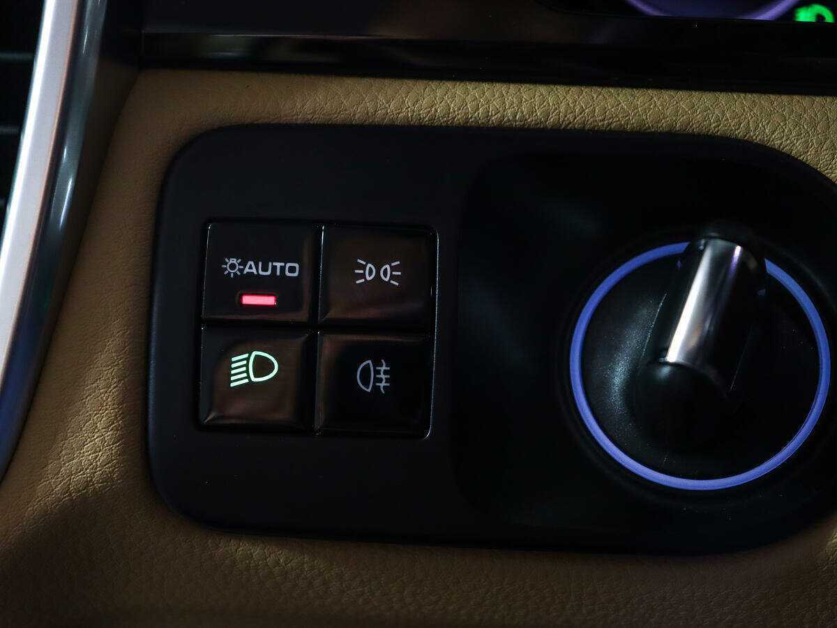Купить Porsche Cayenne с пробегом. Фото: #31