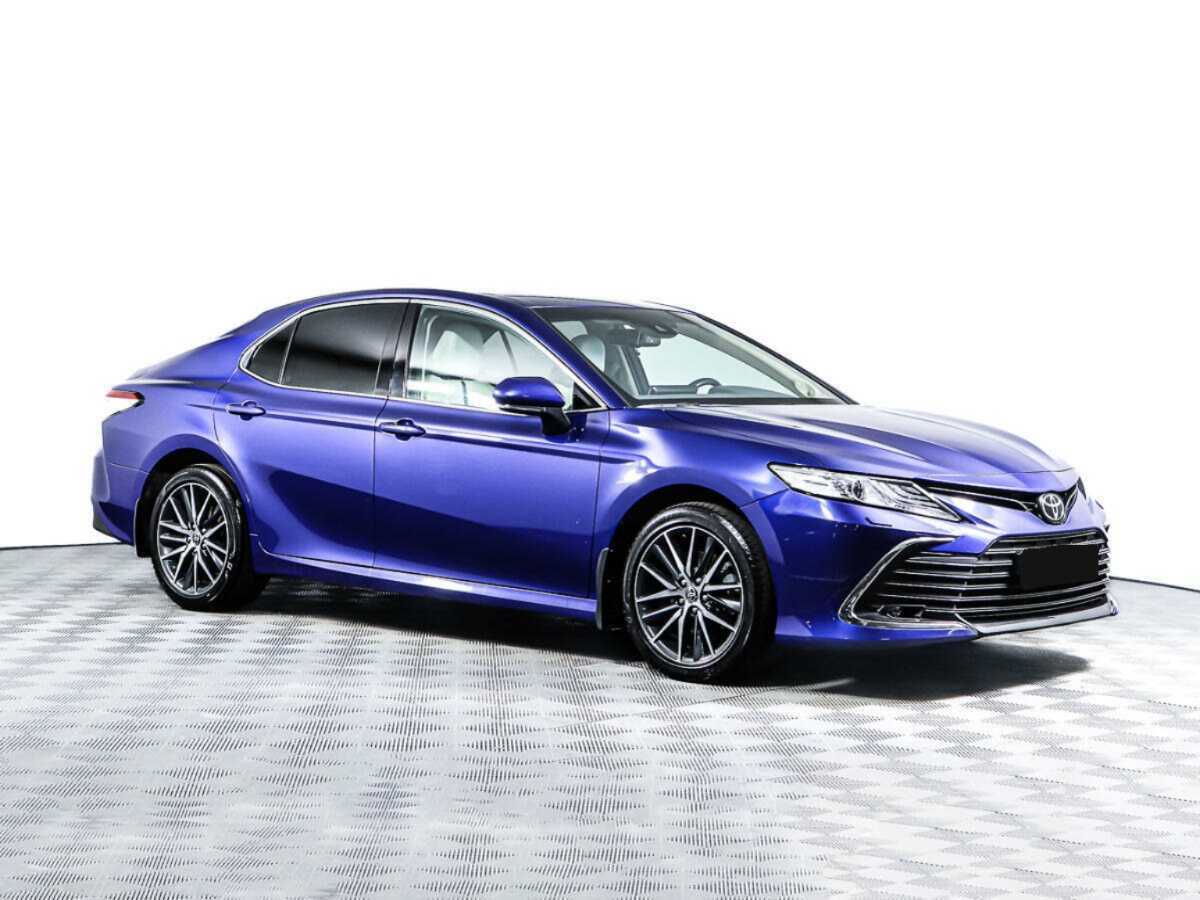 Купить Toyota Camry с пробегом. Фото: #1