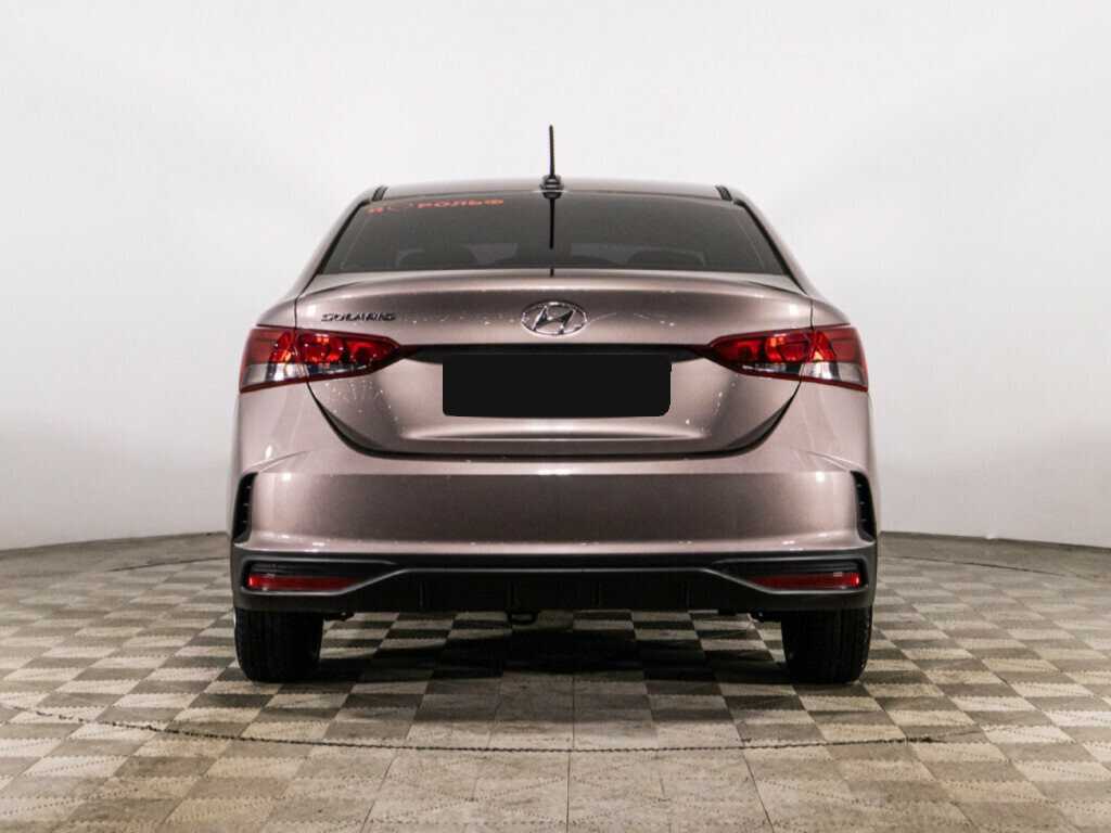 Купить Hyundai Solaris с пробегом. Фото: #5