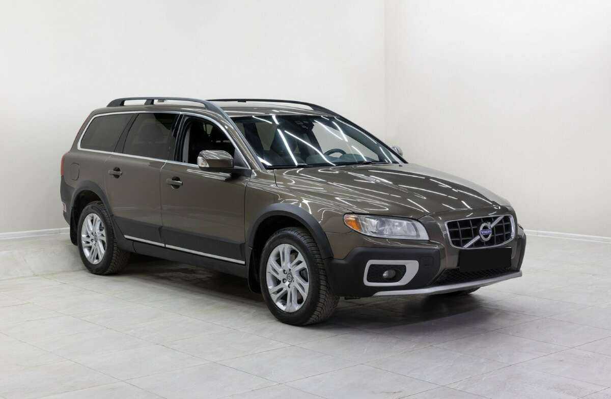 Купить Volvo XC70 с пробегом. Фото: #2
