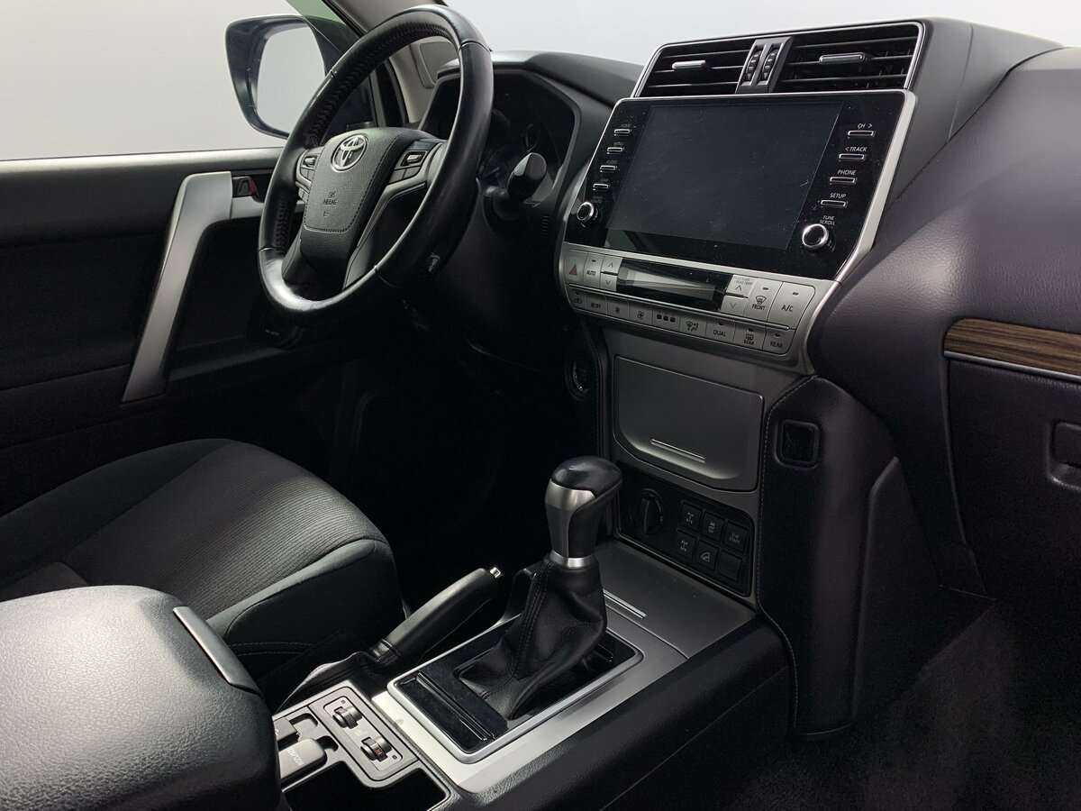 Купить Toyota Land Cruiser Prado с пробегом. Фото: #10