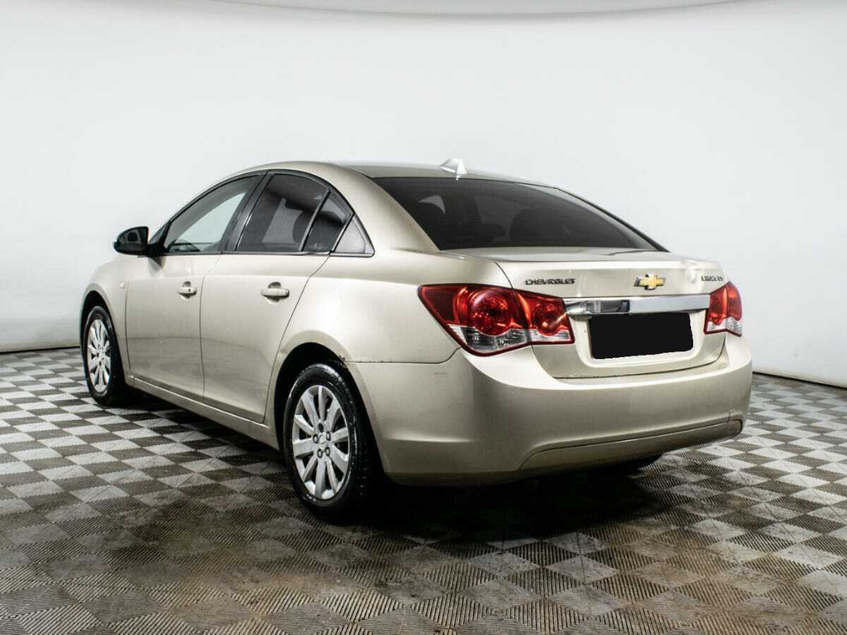 Купить Chevrolet Cruze с пробегом. Фото: #6