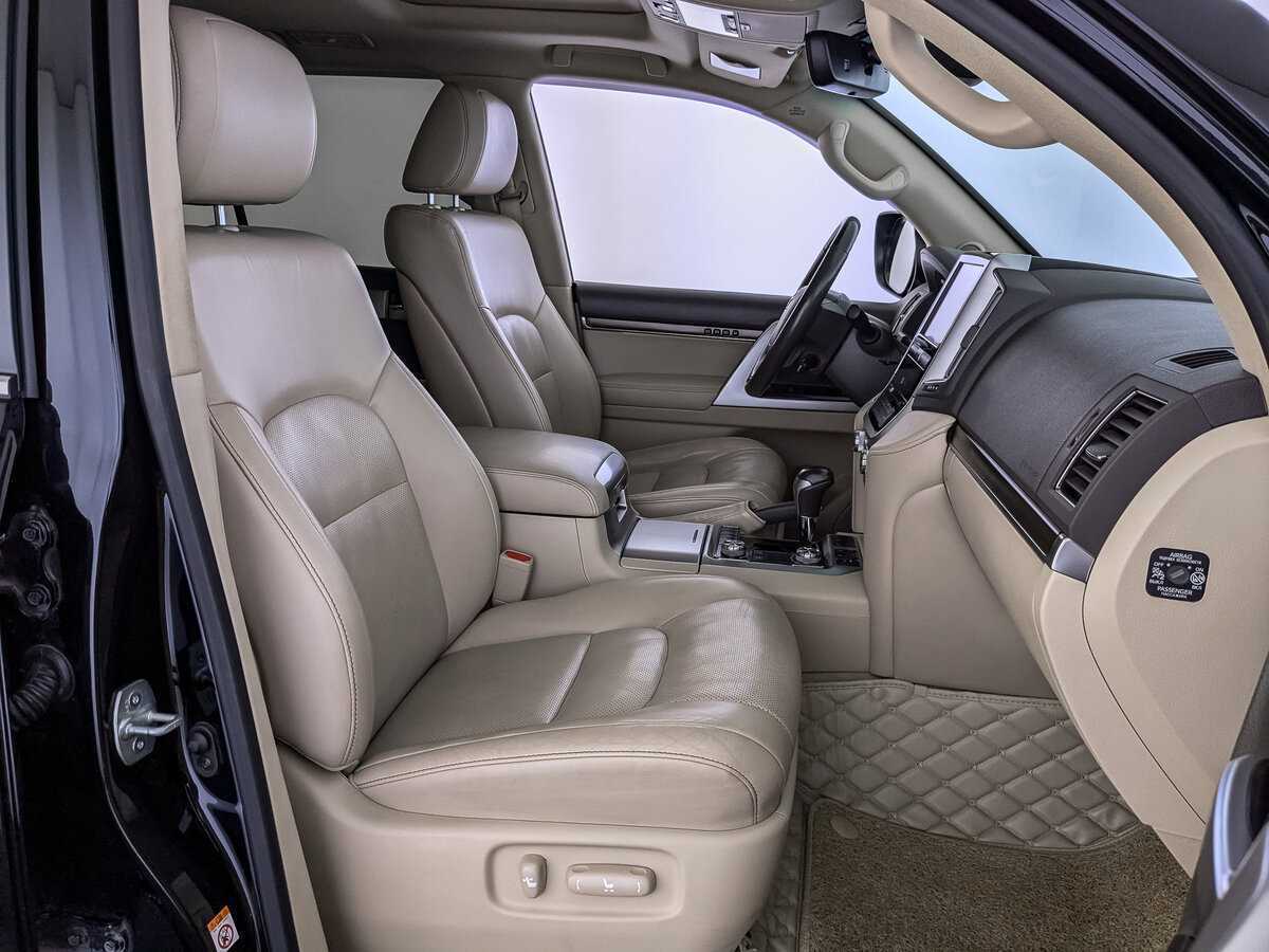 Купить Toyota Land Cruiser с пробегом. Фото: #18