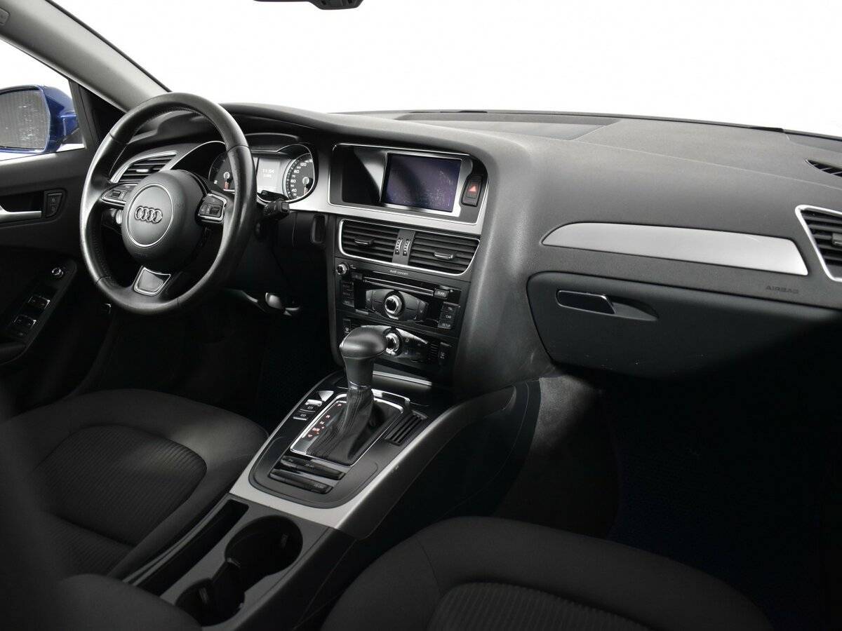 Купить Audi A4 с пробегом. Фото: #9