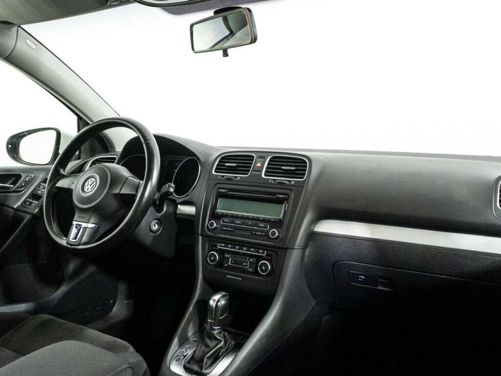 Купить Volkswagen Golf с пробегом. Фото: #8
