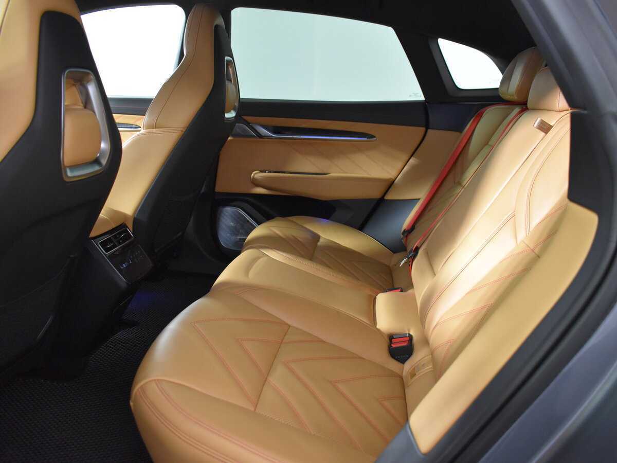 Купить Zeekr 001 с пробегом. Фото: #7