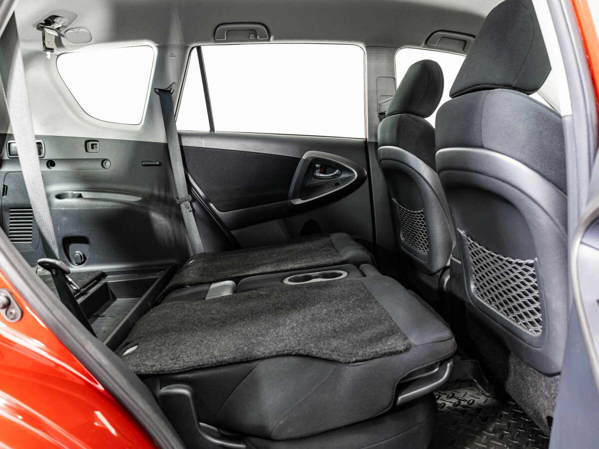 Купить Toyota RAV4 с пробегом. Фото: #15